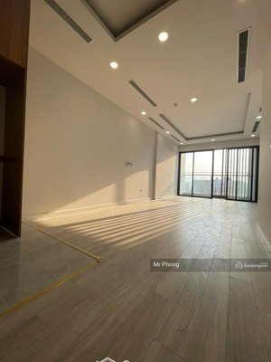 duy nhất 1 căn hộ! cho thuê home city 3 phòng ngủ đồ cơ bản 110m2 giá chỉ 16 triệu/ tháng