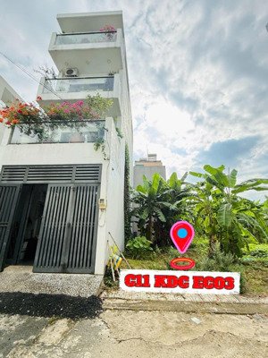 bán lô đất đẹp ngay chợ long trường- đối diện đông tăng long - 3,48 tỷ