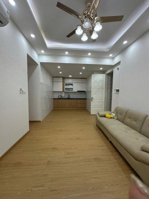 chính chủ bán căn cc 78m2 tại toà n03 trần quý kiên, cầu giấy, hà nội. 2 ngủ 2vs