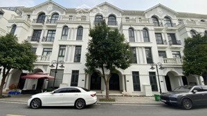 bán gấp bt liền kề ngọc trai 6 - giá 20 tỷ rẻ nhất dự án vinhomes gia lâm