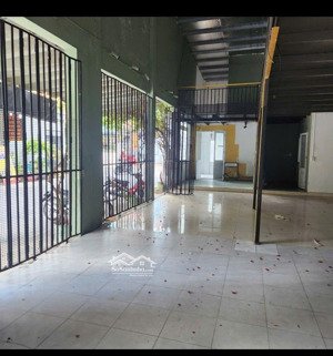 cho thuê nhà 2 mặt tiền nguyễn phong sắc, cẩm lệ, đà nẵng, giá 15tr/tháng. liên hệ my 