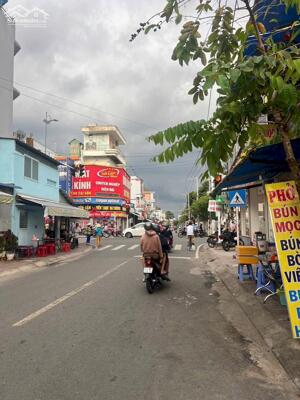 BÁN NHÀ MẶT TIỀN, VỊ TRÍ ĐẮC ĐỊA PHƯỜNG 1 VĨNH LONG (NGUYỄN THỊ MINH KHAI)