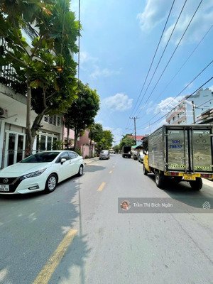 gấp bán, đường 12m dương quảng hàm, 138m², ngang 6m, cho thuê 22tr/th - 14 tỷ 5 còn tl