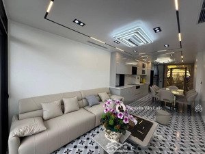 bán nhà xuân đỉnh 50m, 6 tầng nhà mới thang máy, ngõ rộng 4m ,sát phố ,ô tô đỗ cửa , gần công viên