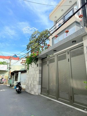 đất trung tâm linh tây, ngay phạm văn đồng, hoàng diệu 2 và đường kha vạn cân dt:150m ngang 8,3 m