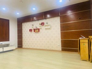 cho thuê căn hộ 2 ngủ bên tòa n2d và 18t1 trung hòa nhân chính 10tr/tháng đủ đồ call 