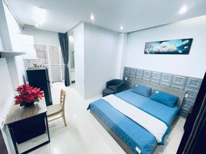 phòng mới đẹp chủ nhà thân thiện full nội thất có ban công trời thoáng gần chợ bà chiểu dtich 35m2