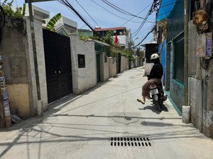 bán nhà cũ hẻm hương điền phước hải nha trang chỉ 1tỷ490-tặng bảng vẽ nhà và giấy phép sửa chữa