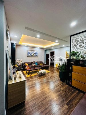 chính chủ cho thuê căn hộ 2 phòng ngủ chung cư ct36 xuân la tây hồ giá 11tr