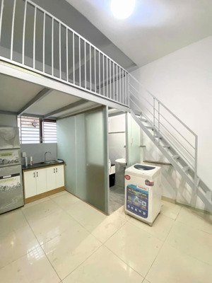 phòng có gác full nội thất siêu đẹp siêu xinh ở được từ 2 đến 3 người ngay nguyễn thị định quận 2