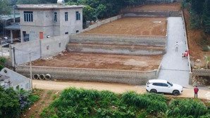 giá vài triệu/m2
diện tích: 1385m2 có 300m2 là đất thổ cư