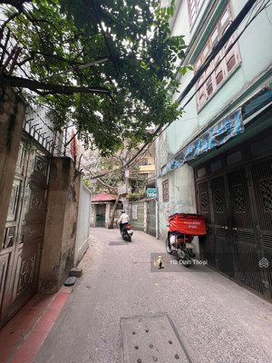 nhà đẹp yên hoà, dân xây, gần phố, mặt tiền 4.5m, 47m2, 9.x tỷ, 