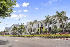 bán tòa văn phòng tại đường 2/9 đà nẵng, giá thanh lý. tặng kèm tất cả tiền xây dựng! hot