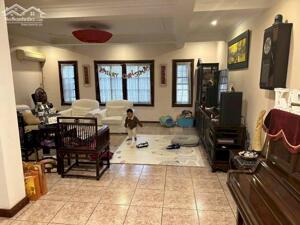 Bán nhà phố Yên Lãng, Đống Đa, phân lô, ô tô tránh, tiện KD,5 tầng 65 m2 giá 29.8 tỷ