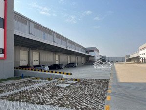 cho thuê kho xưởng tiêu chuẩn tại kcn yên phong bắc ninh. dt: 3000m2,..., 50.000m2, 150000m2