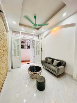 hàng hiếm nhà đẹp hồ tây - lạc long quân full đồ vài bước ra hồ tây hóng gió - 42m - 7,98 tỷ