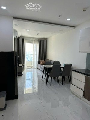 cho thuê căn hoọ lucky , quận 6 , dt 83m2 , 2pn giá 12tr . lh : minh sang