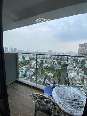 giá bán 6.8 tỷ, giá cực chất cho vị trí đắc địa - 2pn pháp lí rõ ràng - full nội thất ở ngay