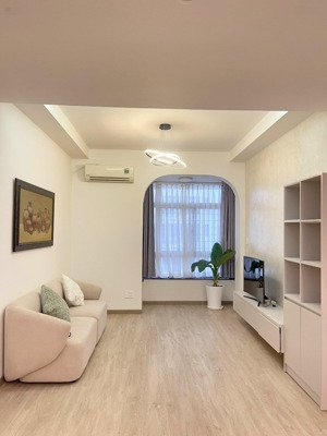 căn hộ 81m2, đang hợp đồng thuê 17tr/tháng, nhà đẹp, tại chung cư sky garden, q7