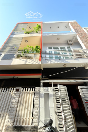 ngã tư hàng xanh - giáp quận 1 - hxh 7 chỗ, phường 17, bình thạnh - 70m2, ngang 5m - 3 tầng btct