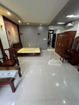 cho thuê phòng trọ có ban công. đầy đủ nội thất tại phạm hùng, 5,5 triệu, 50m2