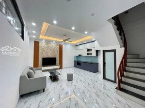 bán nhà lô góc trương định - full nội thất cao cấp - ngõ thông ở ngay - 60m2 - nhỉnh 9 tỷ