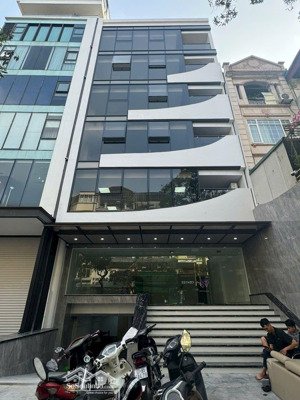 cho thuê nhà 12a mặt phố vũ phạm hàm dt: 160m2 x 7t .mặt tiền 6m , có thang máy, kd showzoom