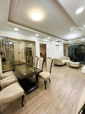 bán 2n hinode city 80m giá 8,8 tỷ, giá tốt ạ