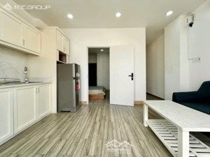 giảm 5 tỷ - bán gấp tòa gồm 18 chdv + 1 mb hxh tránh nhau, cách mt lê vãn sỹ chỉ 30m. dtsd ~1000m2