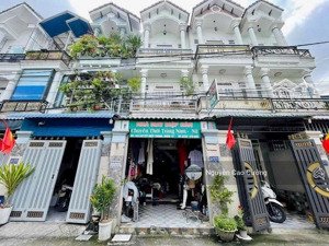 bán nhà 3.4x14m đúc 3 lầu , hẻm 5m 1/ hiệp thành 07