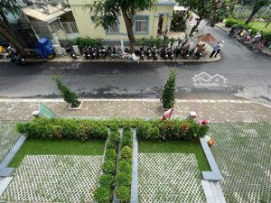 bán hoặc cho thuê nhà arcentia
căn dulex 06. diện tích sàn149m2
giá:19ty.lh:0962545545