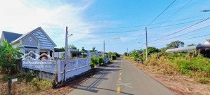 mặt tiền ql 14 vào 100m gần trường tiểu học minh thắng , dân cư đông , ngân hàng hỗ trợ 50%