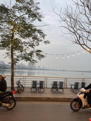 mặt phố trích sài, view toàn cảnh hồ tây - thoáng trước sau: 34m x 6 tầng, mt 3.4m