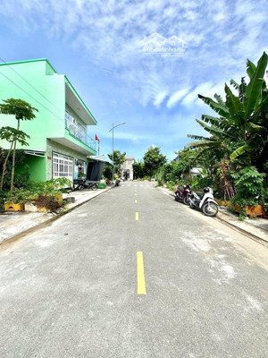 chủ đang cần xoay tiền, bán gấp căn nhà ở bình chánh