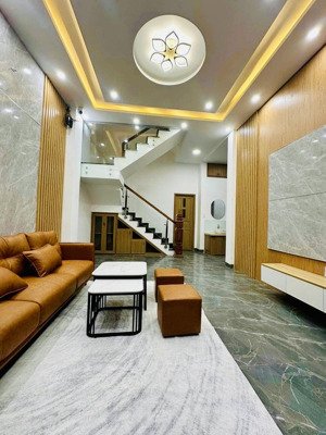 siêu phẩm giá rẻ gần mặt tiền 68m2 nhà 3 tầng 2 mặt kiệt dũng sĩ thanh khê dòng tiền 12tr 4 tỷ