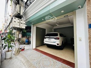 nhà đẹp - lô góc 2 mặt cửa - thang máy - ô tô tránh đỗ - nội thất xịn - vừa ở vừa cho thuê vp