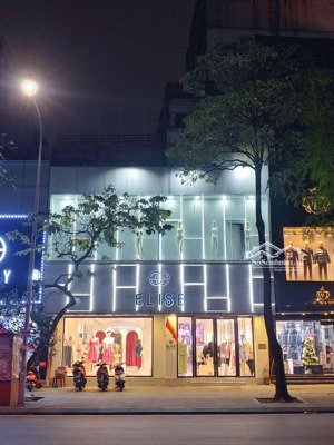 cho thuê nhà mặt phố xã đàn mặt tiền khủng 12m. dt 190m2 x 4 tầng. nhận diện thương hiệu