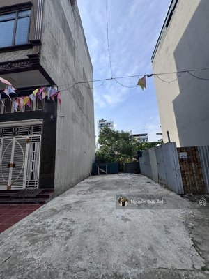 giá rẻ! bán gấp lô đất đẹp ngay khu dịch vụ yên nghĩa, hà đông - dt: 50m2 x 5m, gần trường phenikaa
