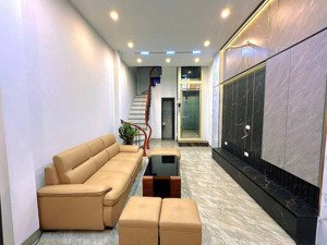 10 oto đỗ cửa, 50m2 - 6 tầng thang máy nằm trong khu phân lô dương văn bé - tân khai !