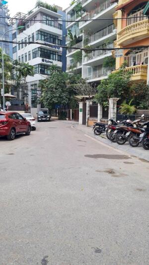 BÁN NHÀ PHỐ TÔ NGỌC VÂN QUẢNG AN TÂY HỒ 42M 7 TẦNG THANG MÁY VIEW HỒ GIÁ 13 TỶ TL MẠNH