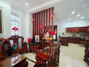 biệt thự - diện tích lớn - 152m2 (9,5 x 16) - 3 tầng + st - 5pn - đường số, p. hiệp bình chánh.