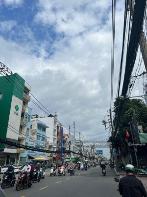 mt sư vạnh hạnh quận 10- 7 tầng thang máy- ngay bv nhi đồng 1- gía chỉ hơn 18 tỷ