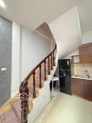 bán nhà trại cá_ ngõ rộng_ba gác_gần phố_21m2_5.25 tỷ