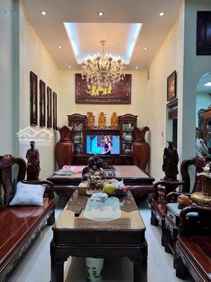 bán nhà riêng tây hồ 38m2, dân xây, ngõ thông kinh doanh, ô tô, full đồ ở ngay