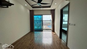 em bán căn chung cư ngõ 323 - con ngõ rộng và tiện ích nhất xuân đỉnh, thông sang ngoại giao đoàn!