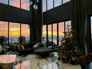 kẹt kinh doanh cần bán penthouse full nội thất giá tốt ở quận2 one verảndah