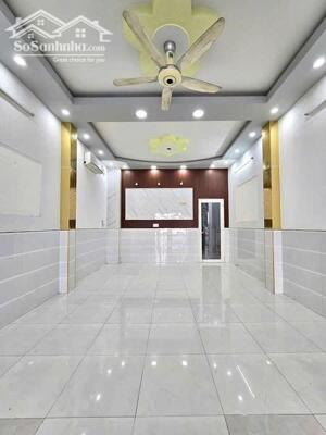 CHO THUÊ NHÀ MẶT TIỀN ĐƯỜNG TRẦN HOÀNG NA MỚI GIÁ 20 TRIỆU THÁNG
