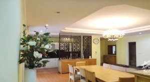 bán căn hộ chung cư 15t trung hòa nhân chính, 93 triệu / m2, 99 m2, 3pn, 2wc. 