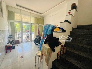 bán nhà 1 lầu khu tái định cư hà quang 2 , nha trang. nhà 3 phòng ngủ. có sổ