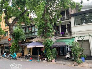 bán nhà mặt phố 3 tầng trung tâm quận hoàn kiếm hn ô tô dừng đỗ thoải mái, sổ cất két